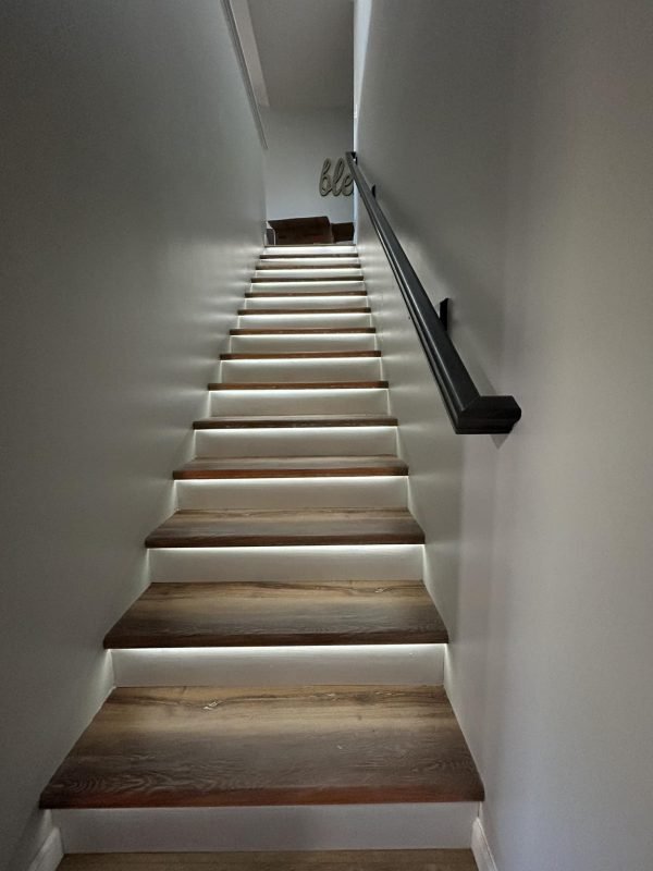68939d937abb2_lighted stairs