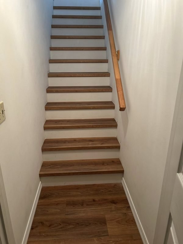 6893a2049dc0e_stairs1